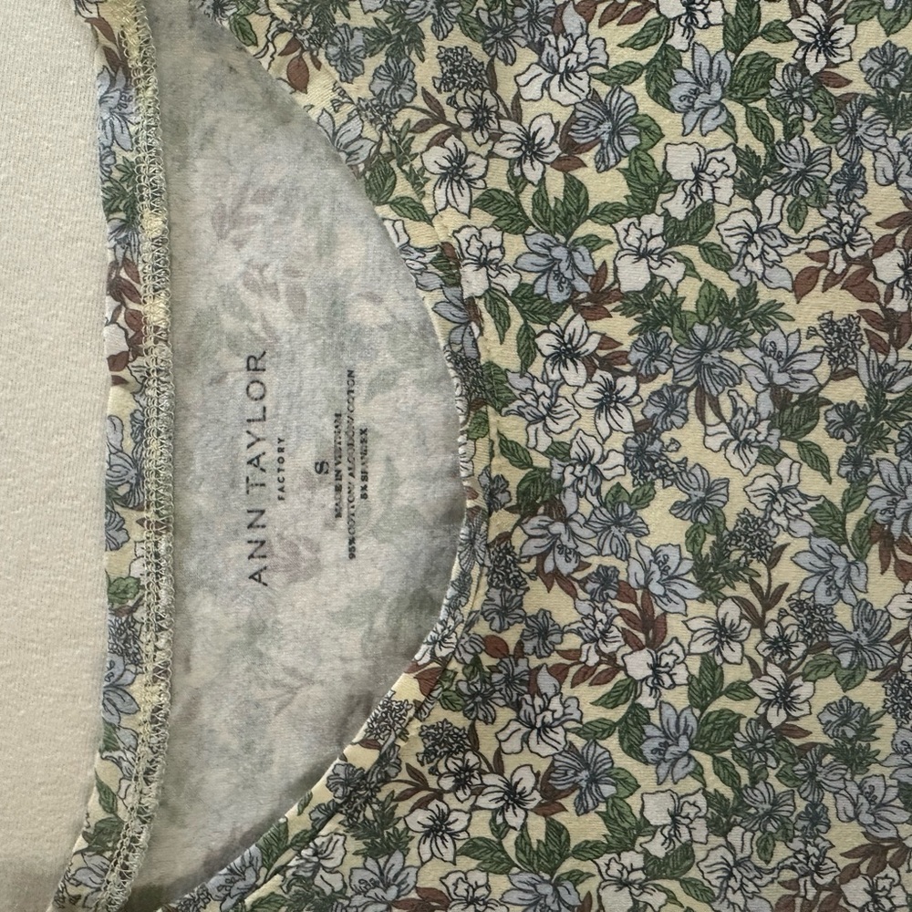 Ann Taylor Green and Blue Floral Blouse